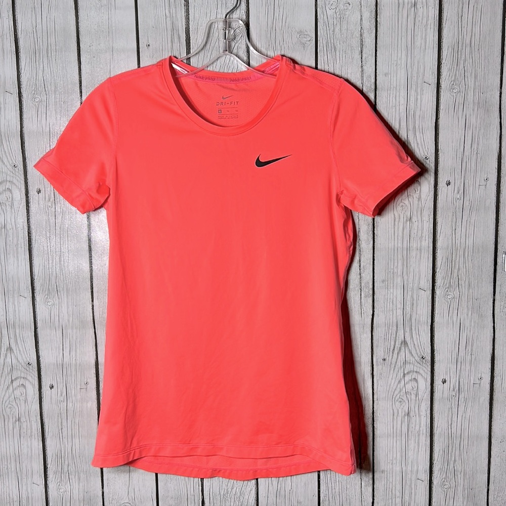 Nike girls coral short sleeve top size XL